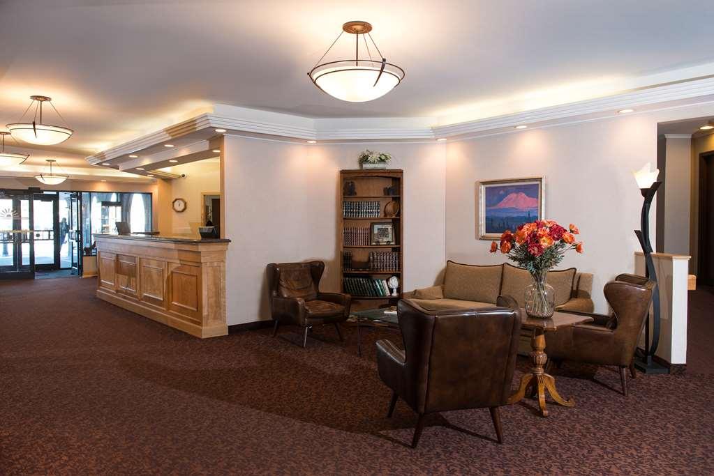 Sophie Station Suites Fairbanks Interior photo
