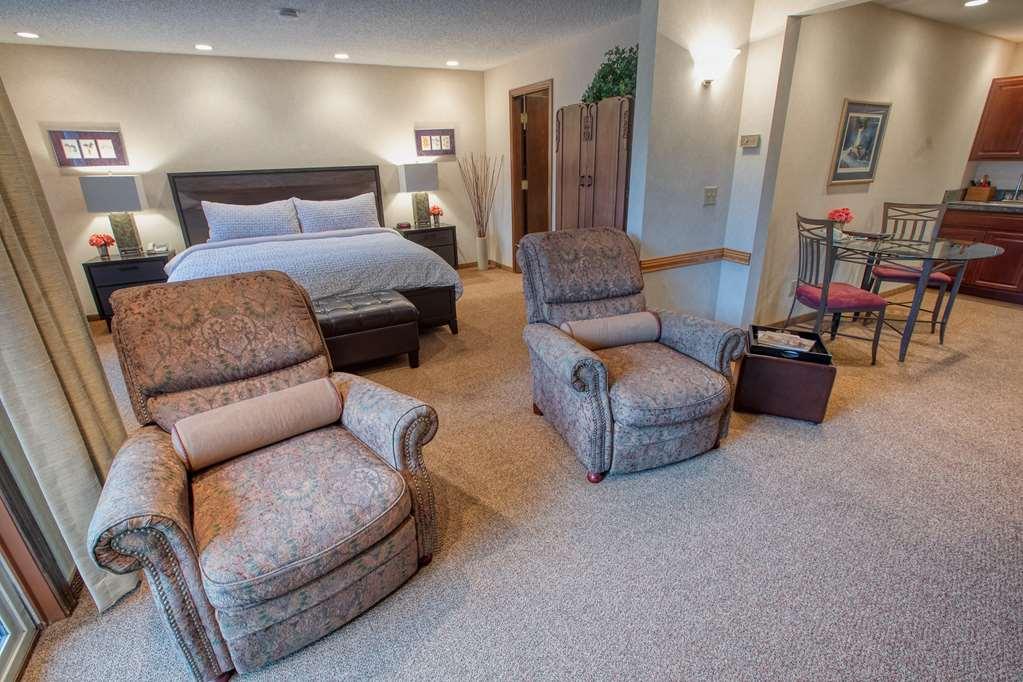 Sophie Station Suites Fairbanks Room photo