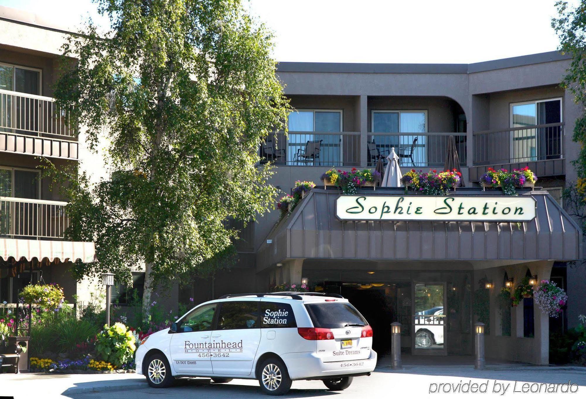 Sophie Station Suites Fairbanks Exterior photo